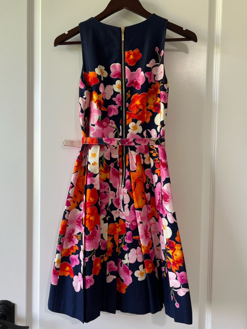 Eliza J Navy Floral Fit and Flare Cocktail Dress with Pink & Orange Blooms Sz 2 - Picture 2 of 7